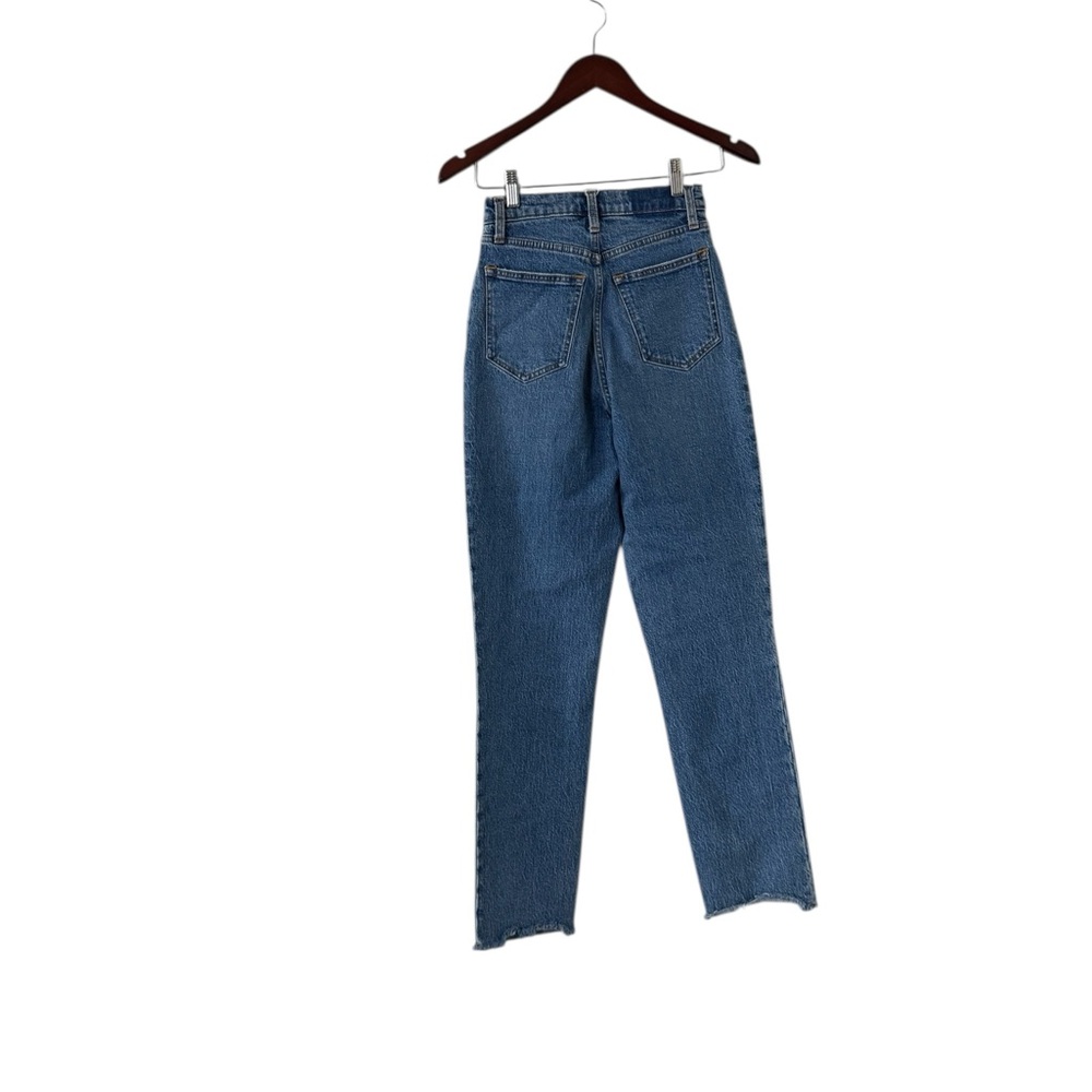 ABERCROMBIE & FITCH The 90’s Straight Ultra High Rise Jeans - Picture 5 of 8